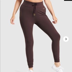 Whitney Simmons x GymShark Chocolate Joggers *READ